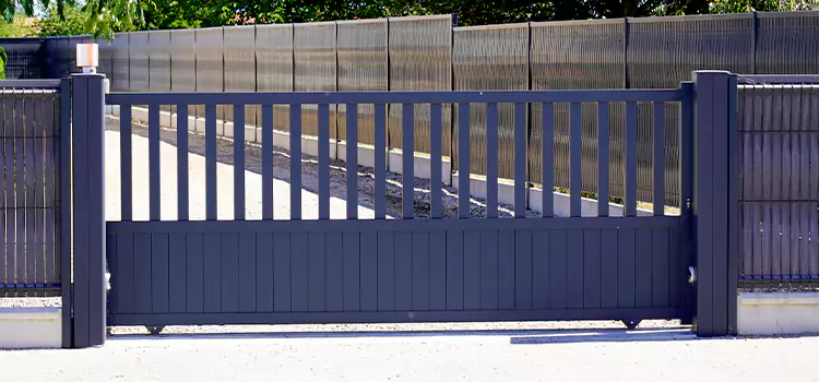 Driveway Gate Installation Contractors Rock Island